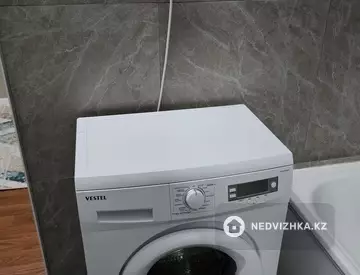 2-бөлмелі пәтер, қабат 7 барлық қабат саны 9, 45 м², Посуточно, 11-нобай
