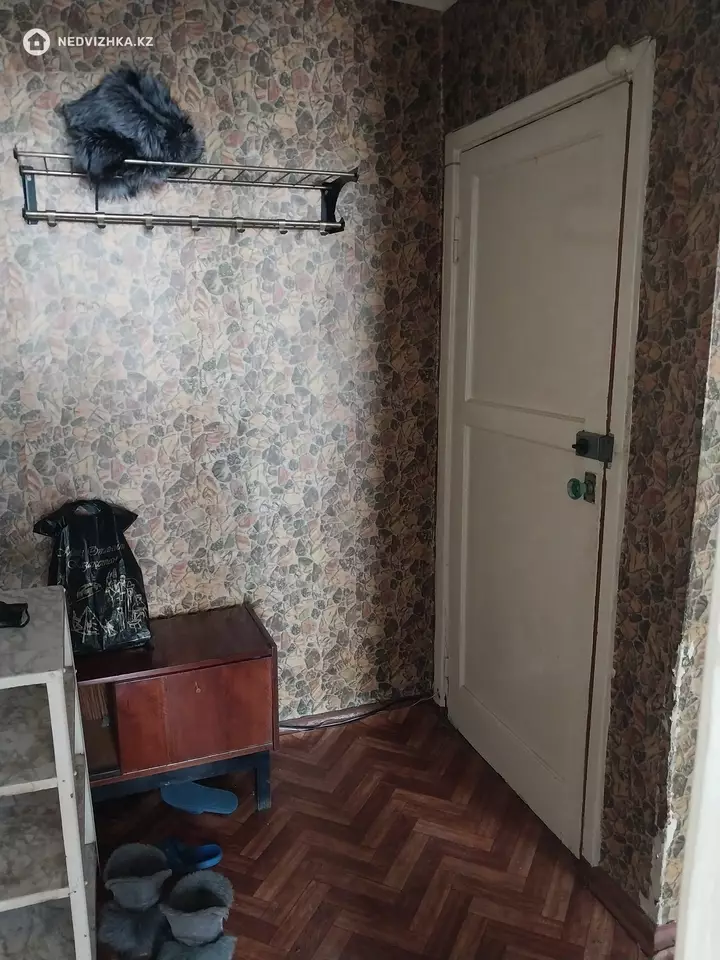 3-комнатная квартира, этаж 4 из 5, 56 м², фотография 5