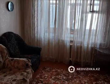 3-комнатная квартира, этаж 4 из 5, 56 м², миниатюра 3