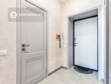 1-комнатная квартира, этаж 4 из 12, 40 м², На длительный срок, миниатюра 8