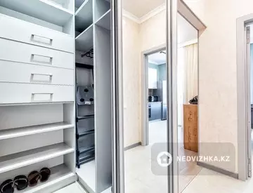 1-комнатная квартира, этаж 4 из 12, 40 м², На длительный срок, миниатюра 12