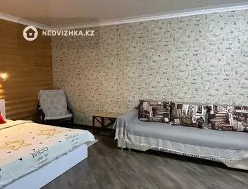 1-комнатная квартира, этаж 3 из 5, 40 м², Посуточно, миниатюра 10