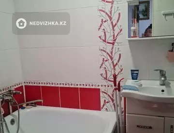 3-комнатная квартира, этаж 2 из 2, 79 м², миниатюра 4