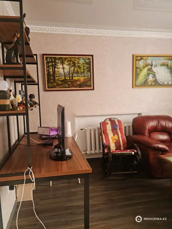 3-комнатная квартира, этаж 2 из 2, 79 м², фотография 5