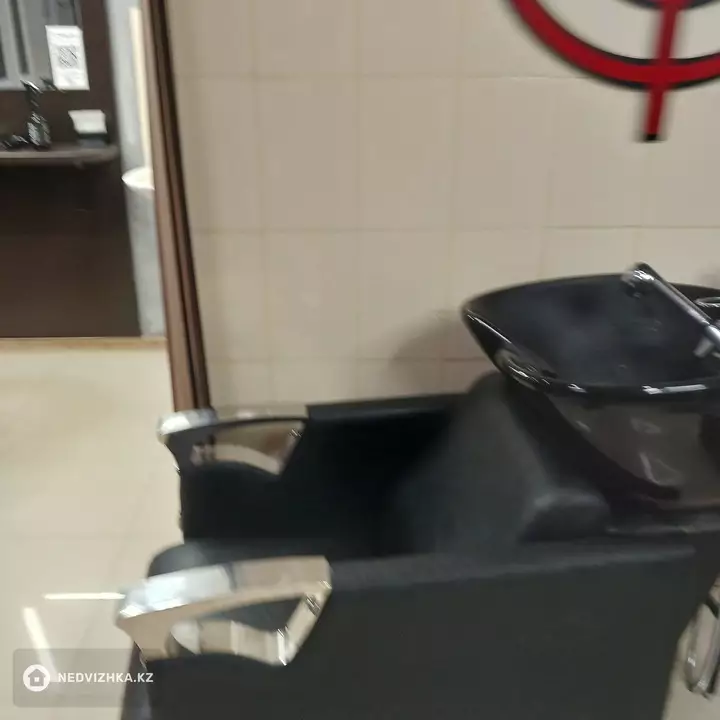 Помещение, этаж 1 из 5, В жилом доме, 31 м², фотография 5