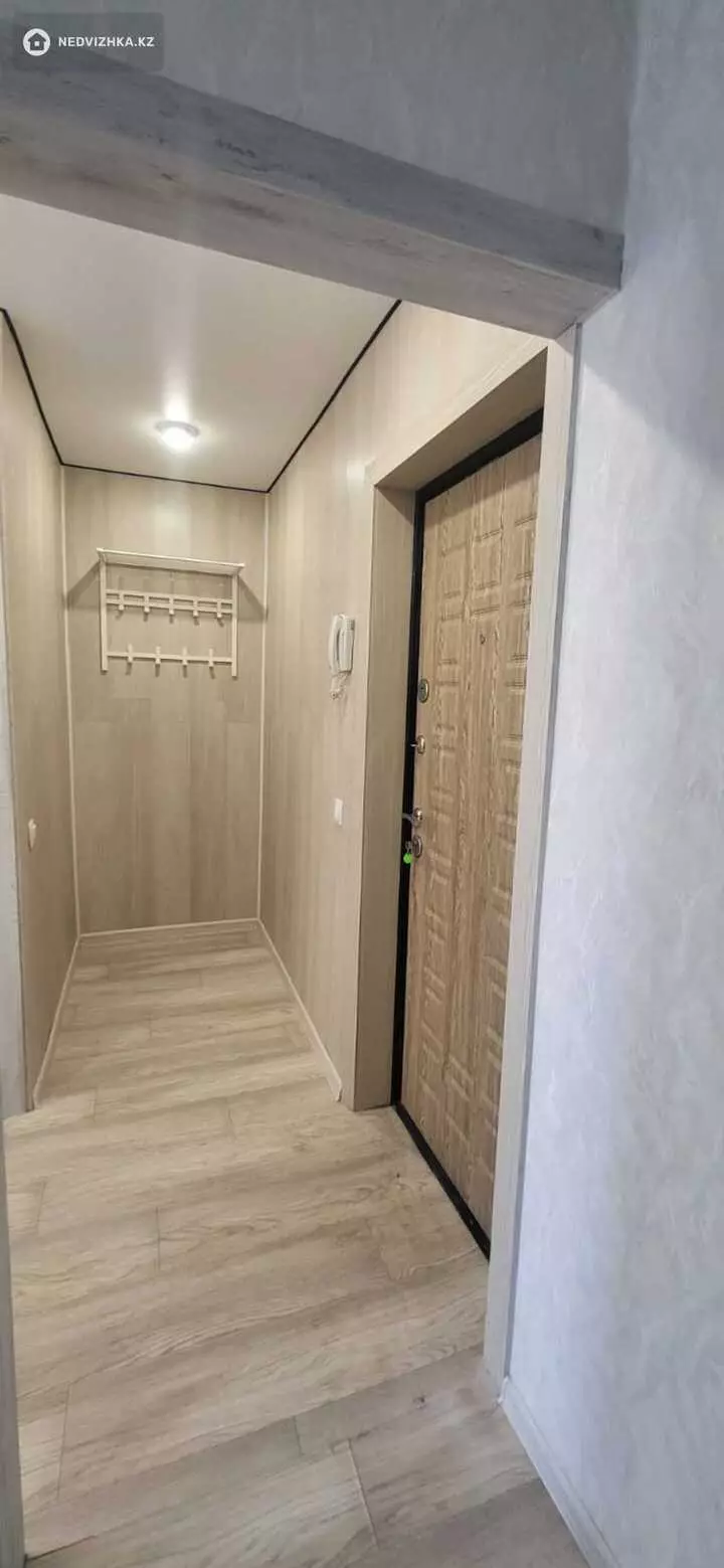 1-комнатная квартира, этаж 4 из 5, 36 м², Посуточно, фотография 4