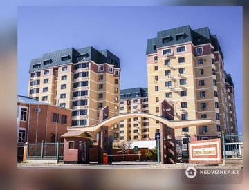 3-комнатная квартира, этаж 6 из 10, 104 м², миниатюра 2