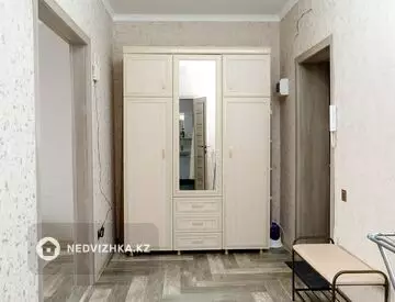 45 м², 1-комнатная квартира, этаж 2 из 9, 45 м², посуточно, изображение - 11