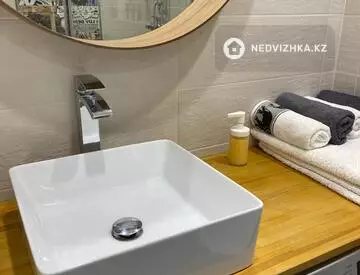 2-комнатная квартира, этаж 5 из 5, 44 м², Посуточно, миниатюра 8