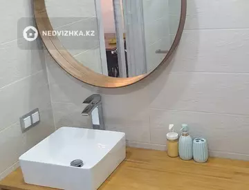 2-комнатная квартира, этаж 5 из 5, 44 м², Посуточно, миниатюра 9