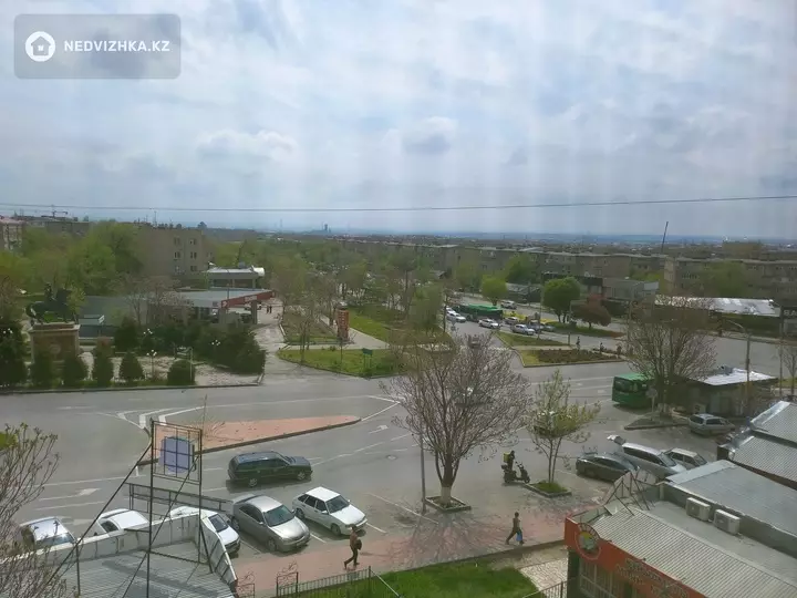 3-комнатная квартира, этаж 5 из 5, 68 м², фотография 2