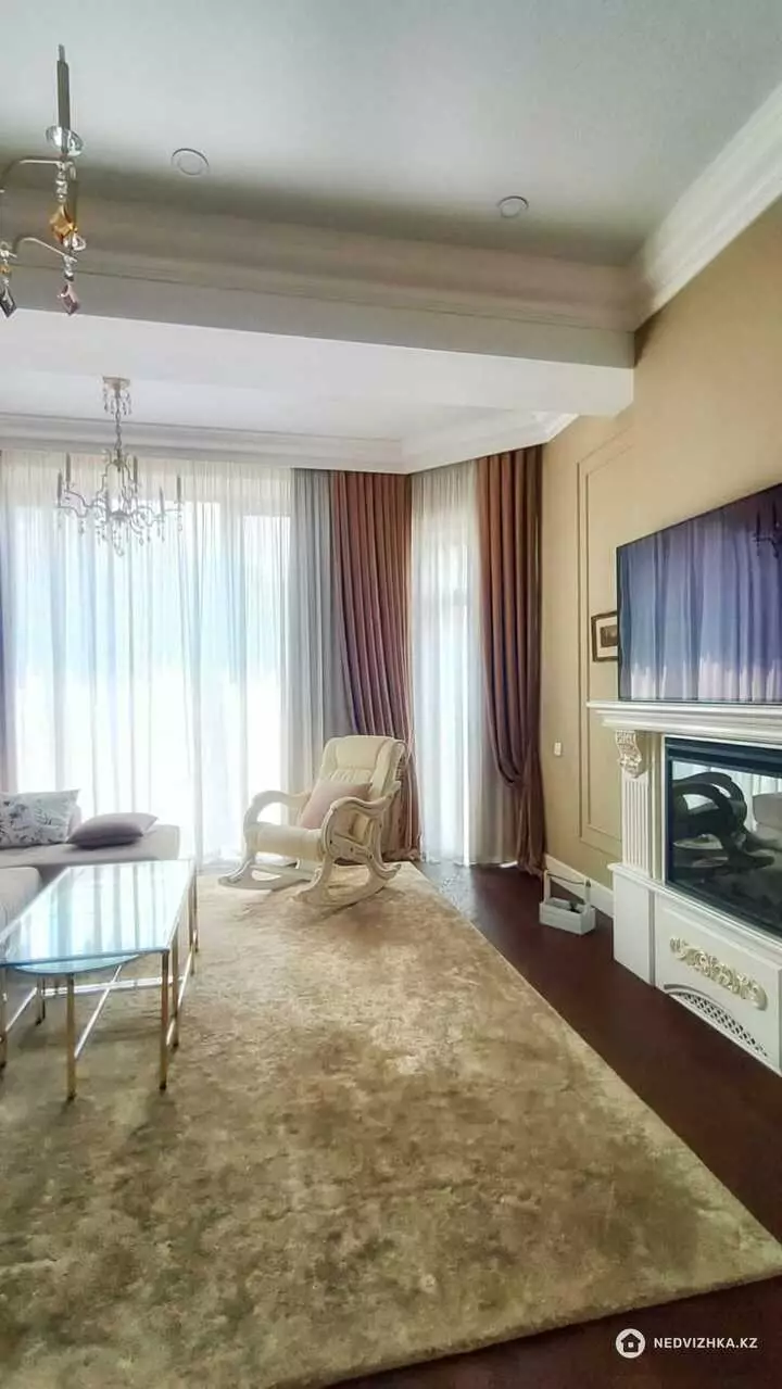 2-комнатная квартира, этаж 4 из 7, 95 м², фотография 3
