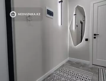 1-комнатная квартира, этаж 4 из 9, 40 м², Посуточно, миниатюра 7