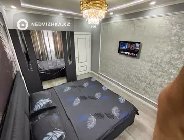 2-комнатная квартира, этаж 12 из 12, 60 м², Посуточно