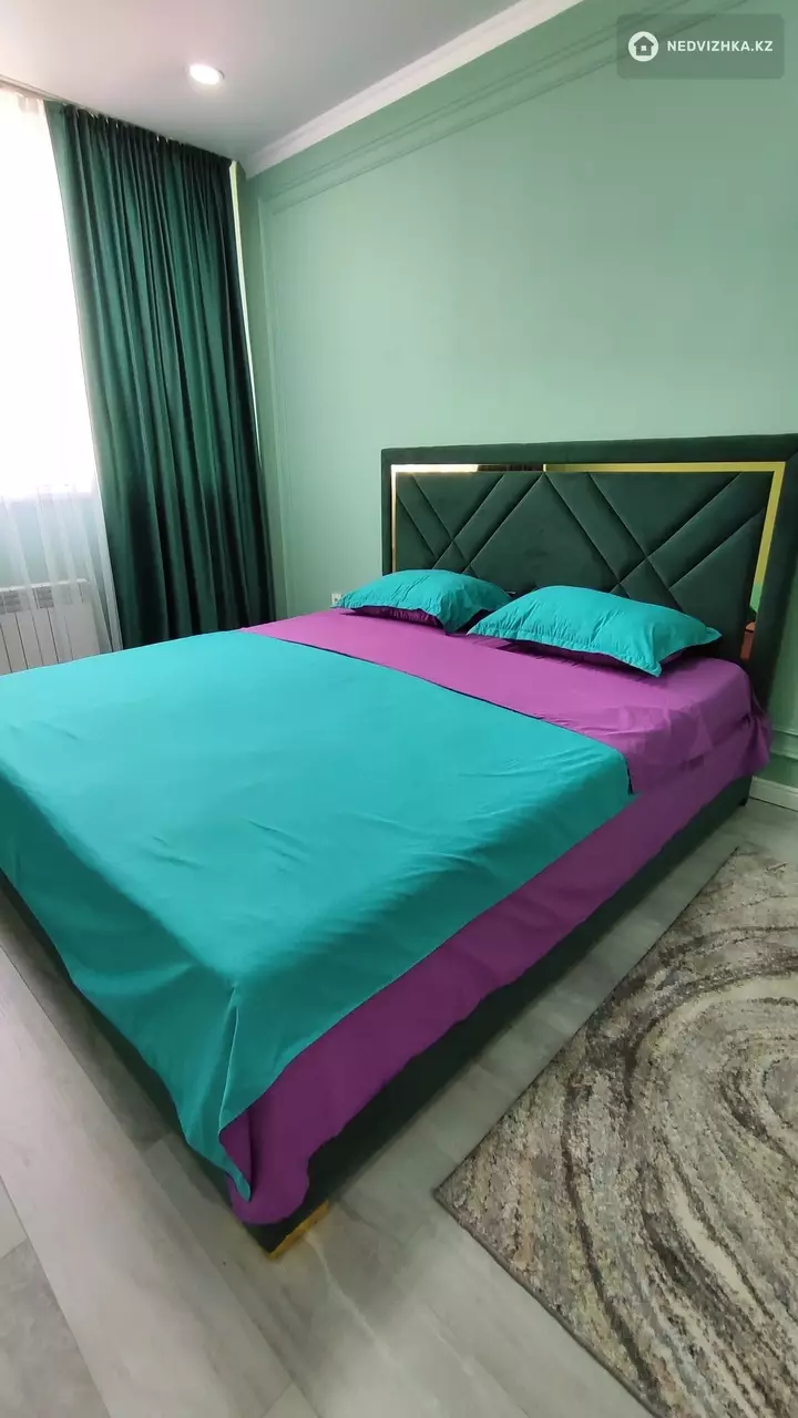 2-комнатная квартира, этаж 10 из 12, 55 м², Посуточно, фотография 4