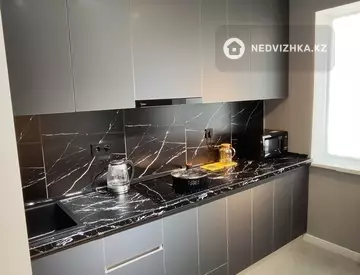2-комнатная квартира, этаж 10 из 12, 55 м², Посуточно, миниатюра 10