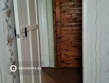 2-комнатная квартира, этаж 1 из 2, 36 м²
