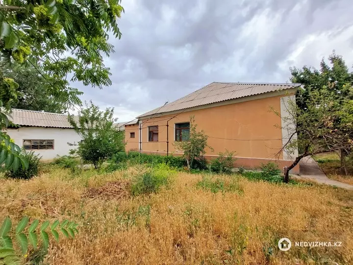 5-комнатный дом, 10 соток, 280 м², фотография 2