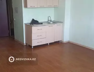 1-комнатная квартира, этаж 4 из 7, 30 м², миниатюра 2
