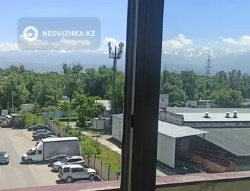 1-комнатная квартира, этаж 4 из 7, 30 м², миниатюра 3