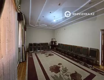5-бөлмелі үй, 12 соттық, 320 м², 5-нобай