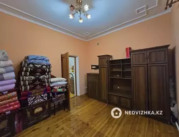 5-бөлмелі үй, 12 соттық, 320 м², 8-нобай