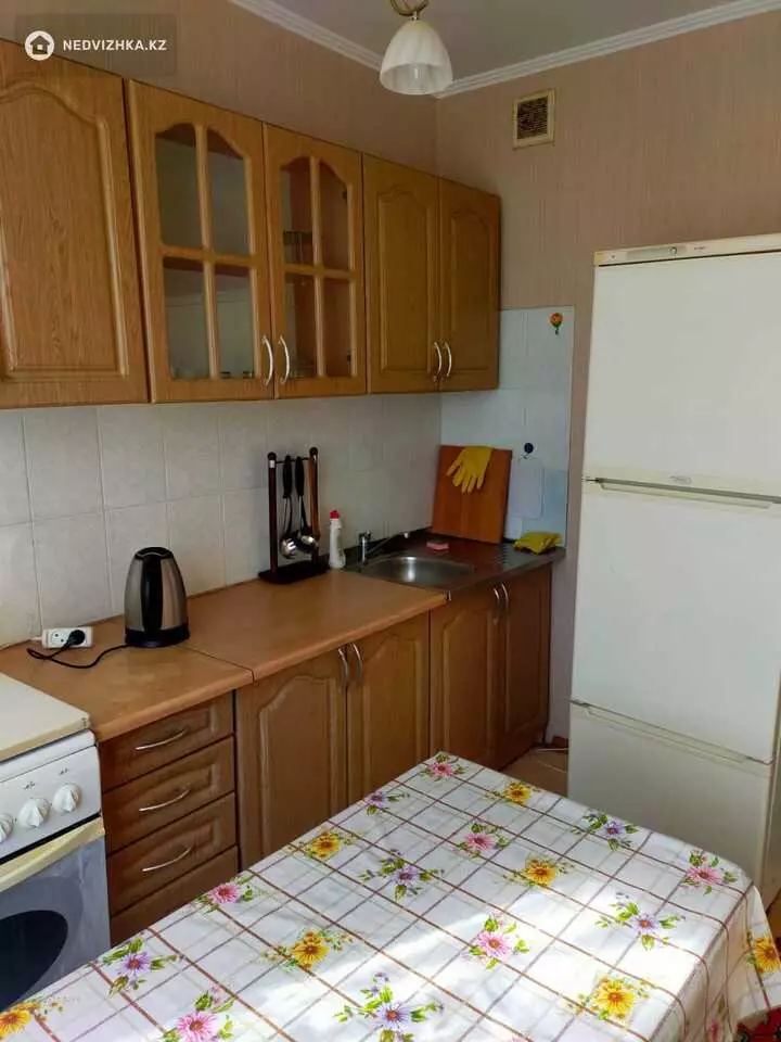 1-комнатная квартира, этаж 3 из 5, 38 м², фотография 4
