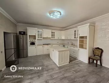 7-комнатный дом, 8 соток, 424 м², миниатюра 4