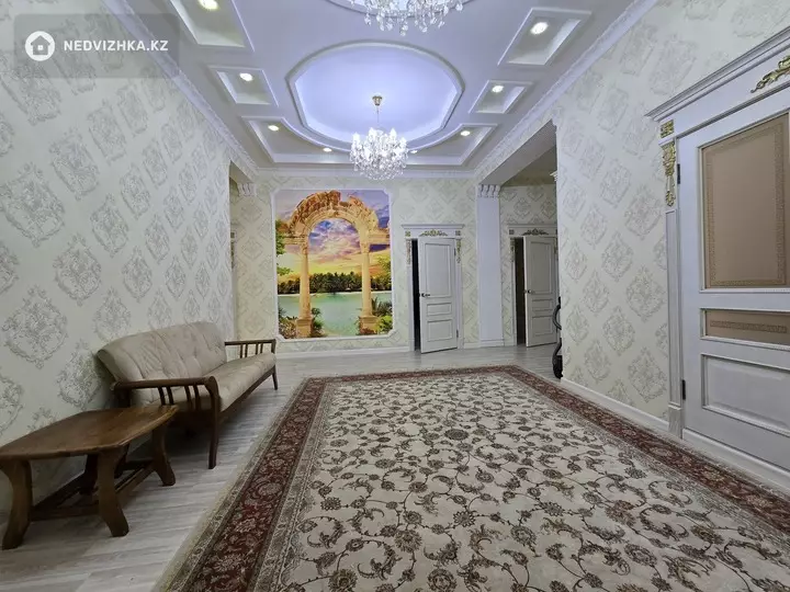6-комнатный дом, 8 соток, 286 м², фотография 3
