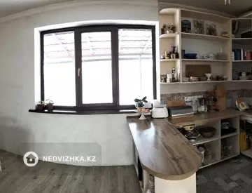 6-комнатный дом, 9 соток, 200 м², миниатюра 1