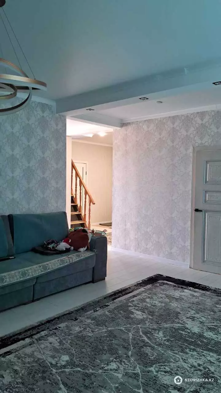 5-комнатный дом, 10 соток, 340 м², фотография 5