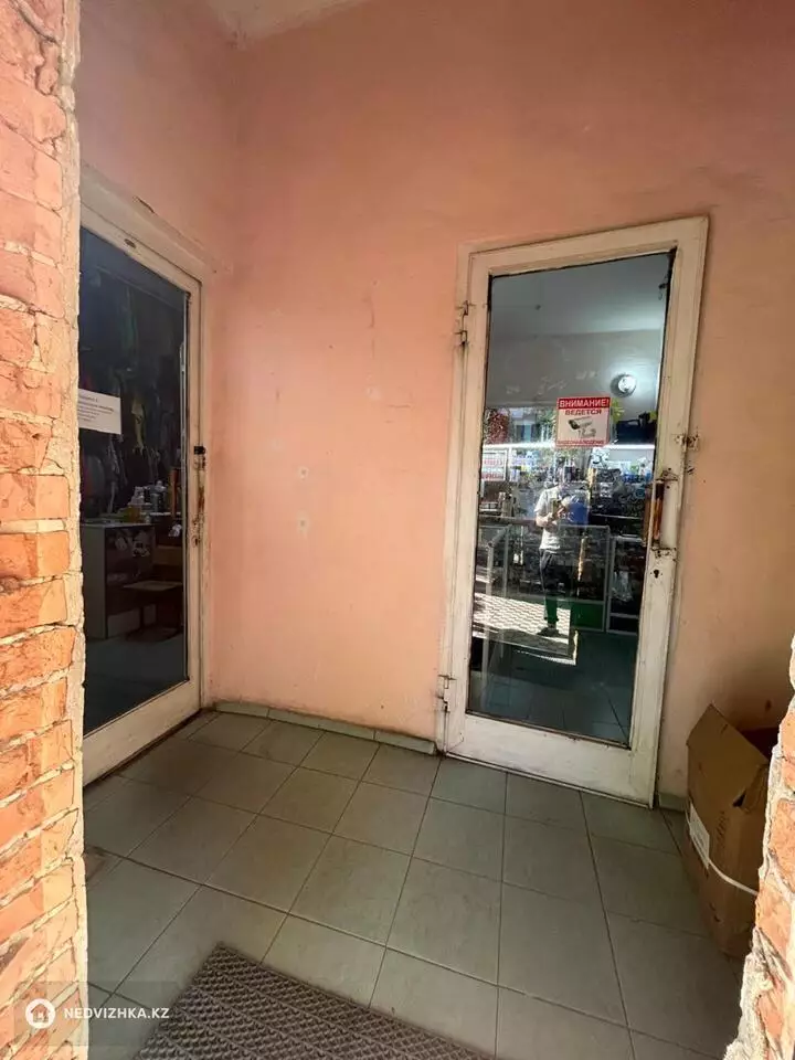 Помещение, этаж 1 из 5, 76 м², фотография 2
