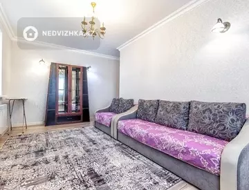 2-комнатная квартира, этаж 11 из 12, 68 м², Посуточно