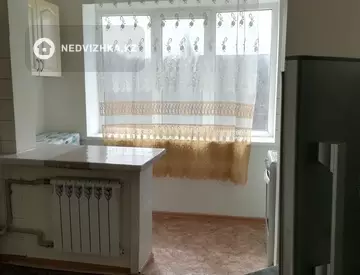 1-комнатная квартира, этаж 5 из 5, 42 м², На длительный срок
