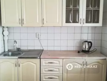 1-комнатная квартира, этаж 5 из 5, 42 м², На длительный срок