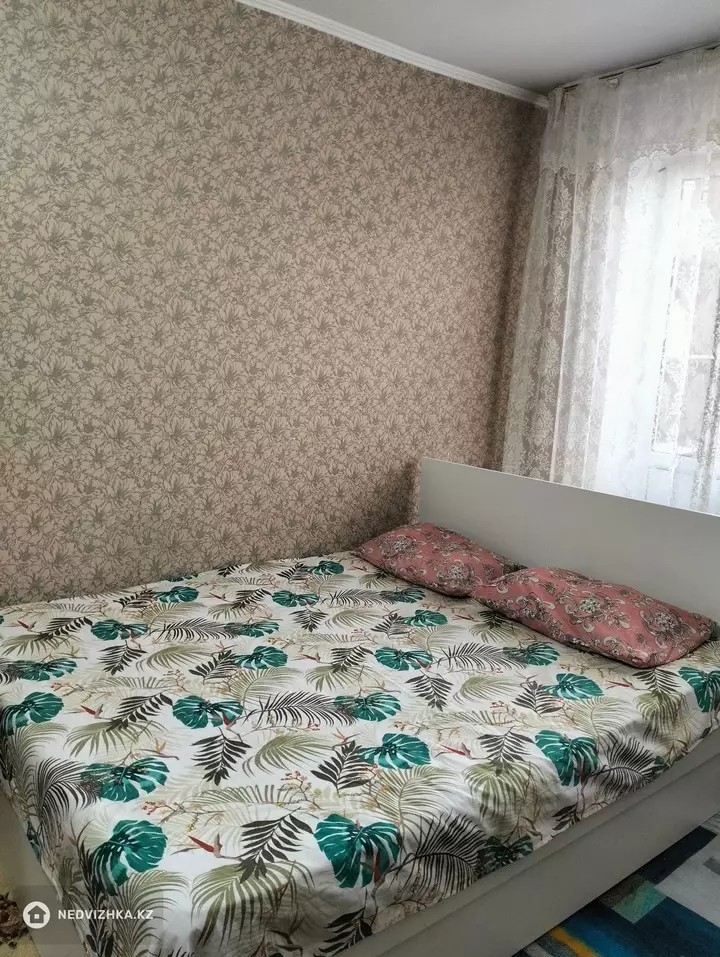 1-комнатная квартира, этаж 3 из 5, 38 м², фотография 2