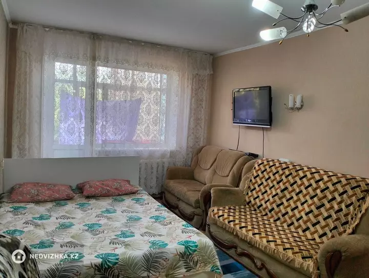 1-комнатная квартира, этаж 3 из 5, 38 м², фотография 3