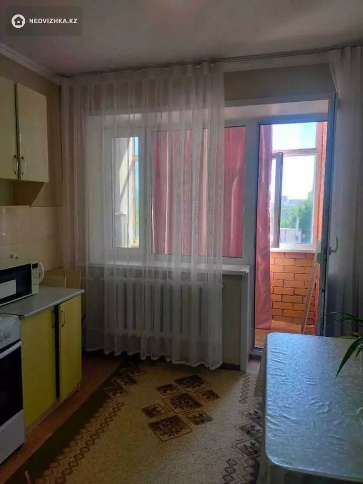 1-комнатная квартира, этаж 7 из 12, 46 м², фотография 5