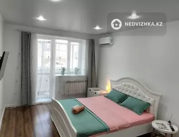 50 м², 1-комнатная квартира, этаж 1 из 5, 50 м², посуточно, изображение - 4