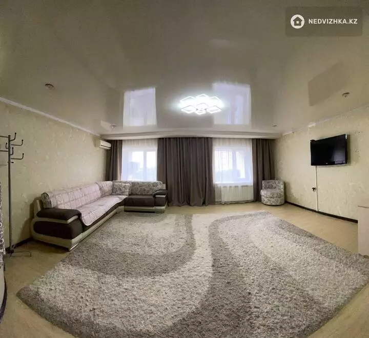 2-комнатная квартира, этаж 6 из 6, 70 м², Посуточно, фотография 4