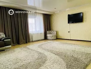 70 м², 2-комнатная квартира, этаж 6 из 6, 70 м², посуточно, изображение - 3