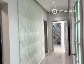 2-комнатная квартира, этаж 13 из 16, 72 м², миниатюра 2