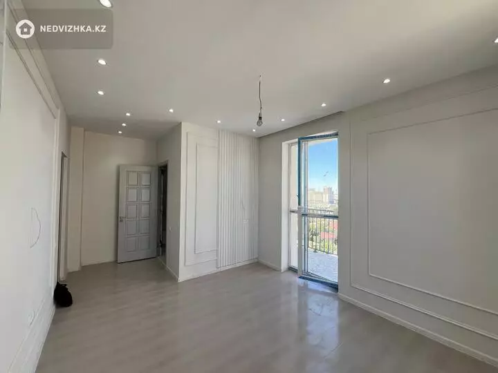 2-комнатная квартира, этаж 13 из 16, 72 м², фотография 4