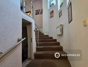 5-бөлмелі үй, 47 соттық, 209 м², 8-нобай