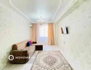 2-комнатная квартира, этаж 2 из 9, 100 м², Посуточно, миниатюра 4