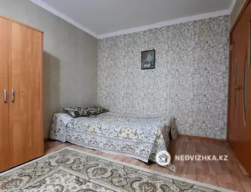 1-комнатная квартира, этаж 2 из 5, 45 м², На длительный срок
