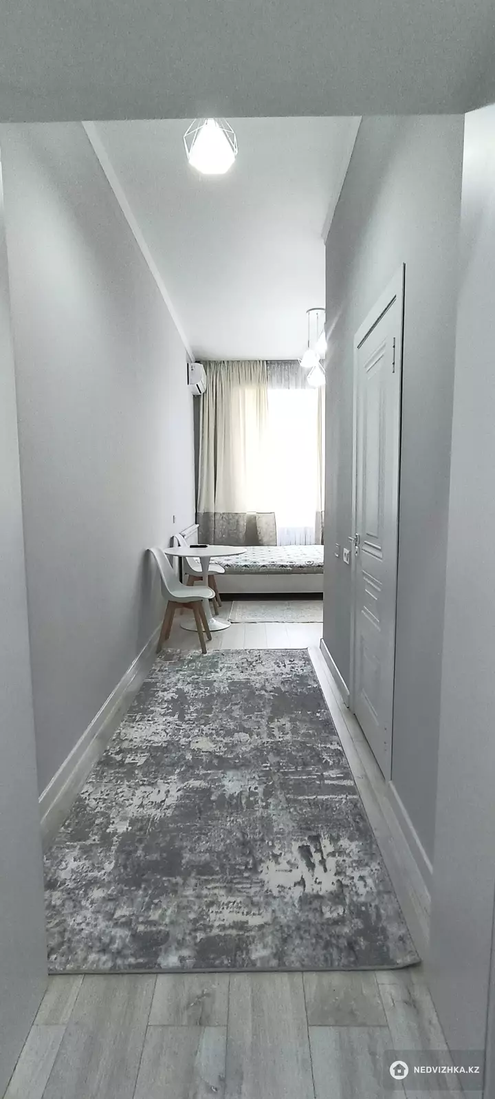 1-комнатная квартира, этаж 1 из 12, 28 м², Посуточно, фотография 2