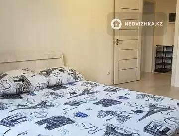 2-комнатная квартира, этаж 1 из 16, 56 м², Посуточно, миниатюра 6
