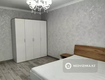 2-комнатная квартира, 70 м², На длительный срок