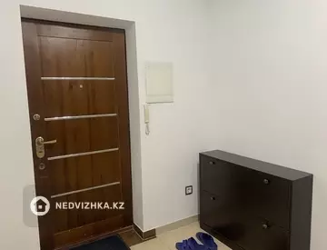 3-комнатная квартира, этаж 2 из 14, 125 м², На длительный срок, миниатюра 6